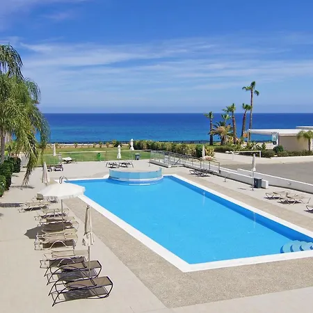 Coralia - Beachfront Paralimni