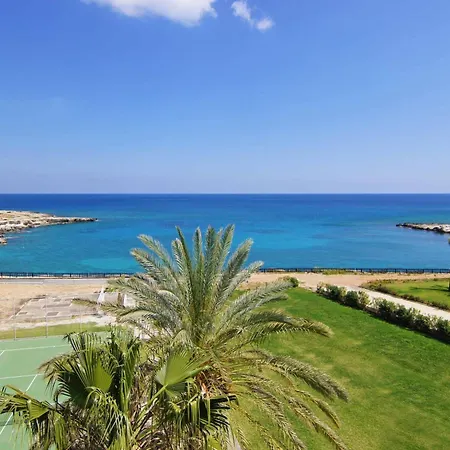 Coralia - Beachfront *
